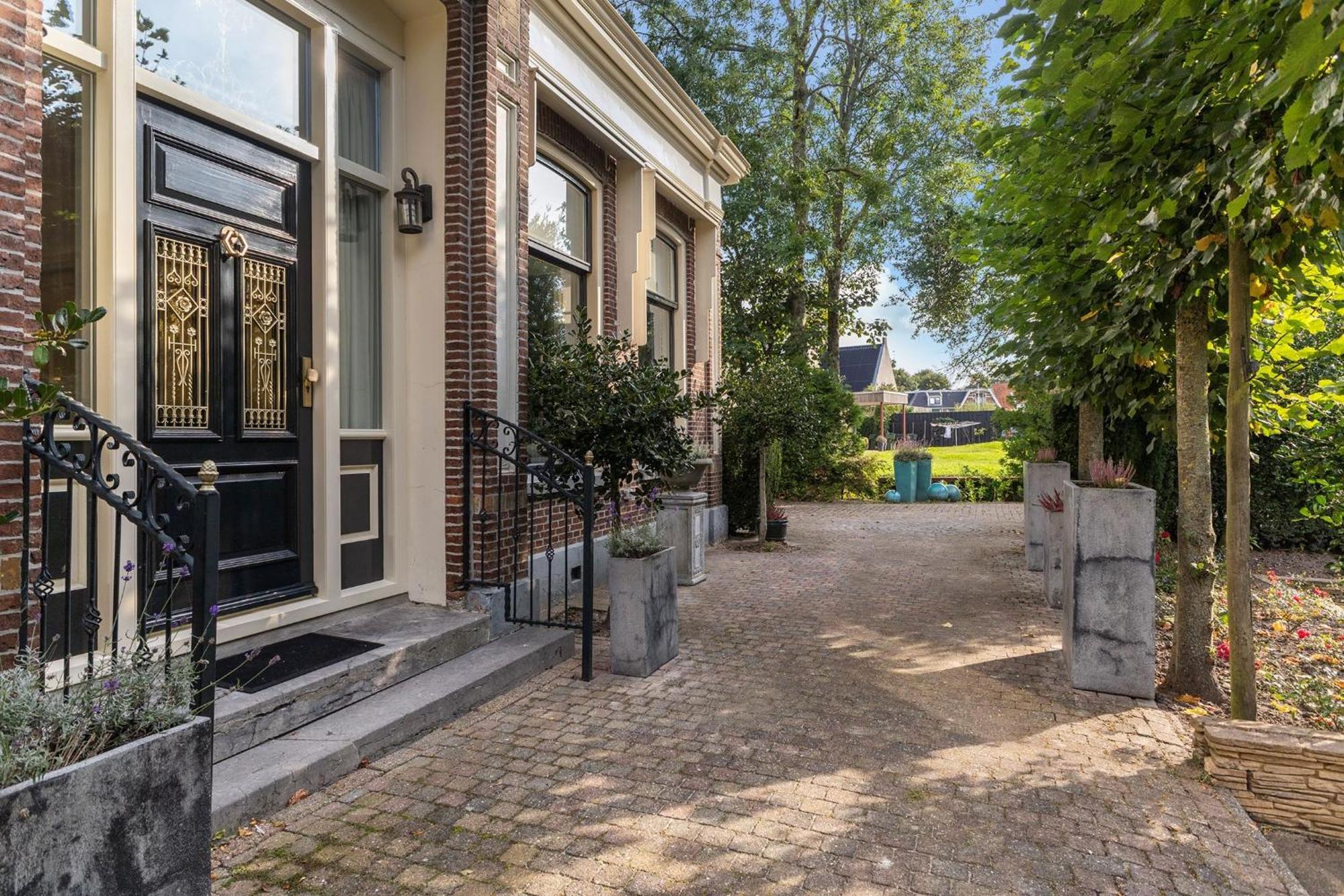 Het Schoolhuis Ferwerd Luaran gambar